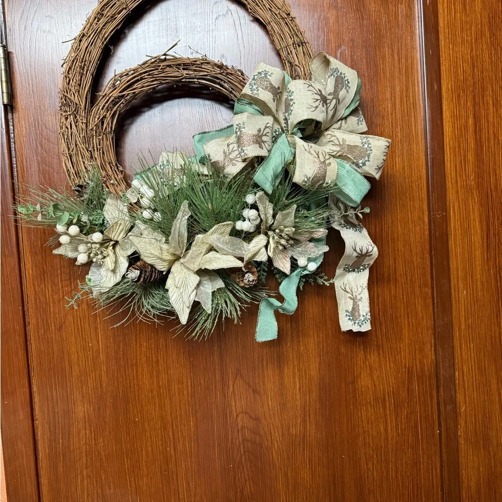 Signature Rustic Holiday Wreath with Bow deer design